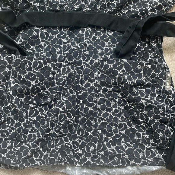 Black and White Floral Scrub Top with Black Scrub Pants - Picture 2 of 5